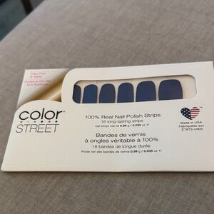 Color Street BeColorful Nail Polish Strips Greeking Out